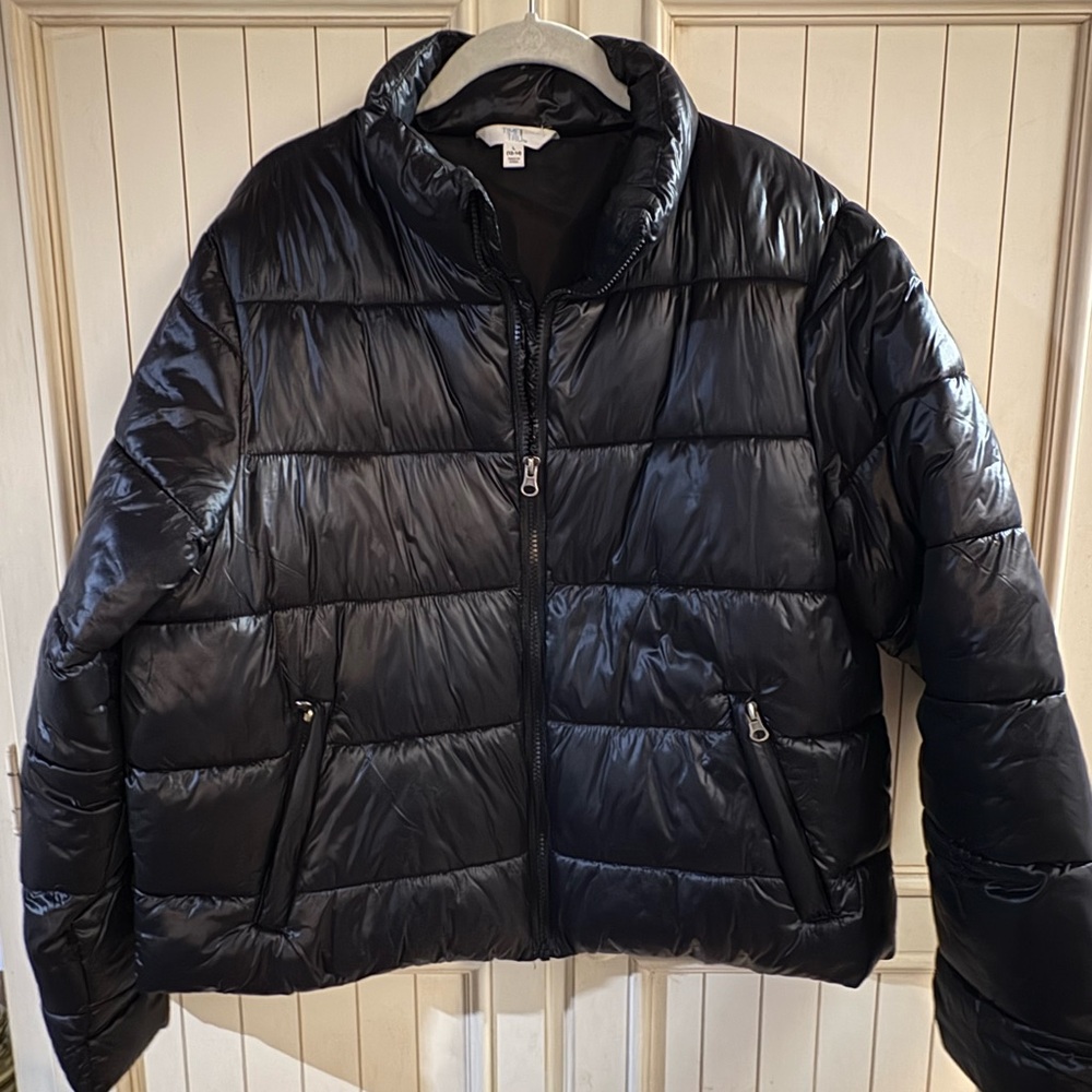 Time and Tru Black Quilted Puffer Jacket